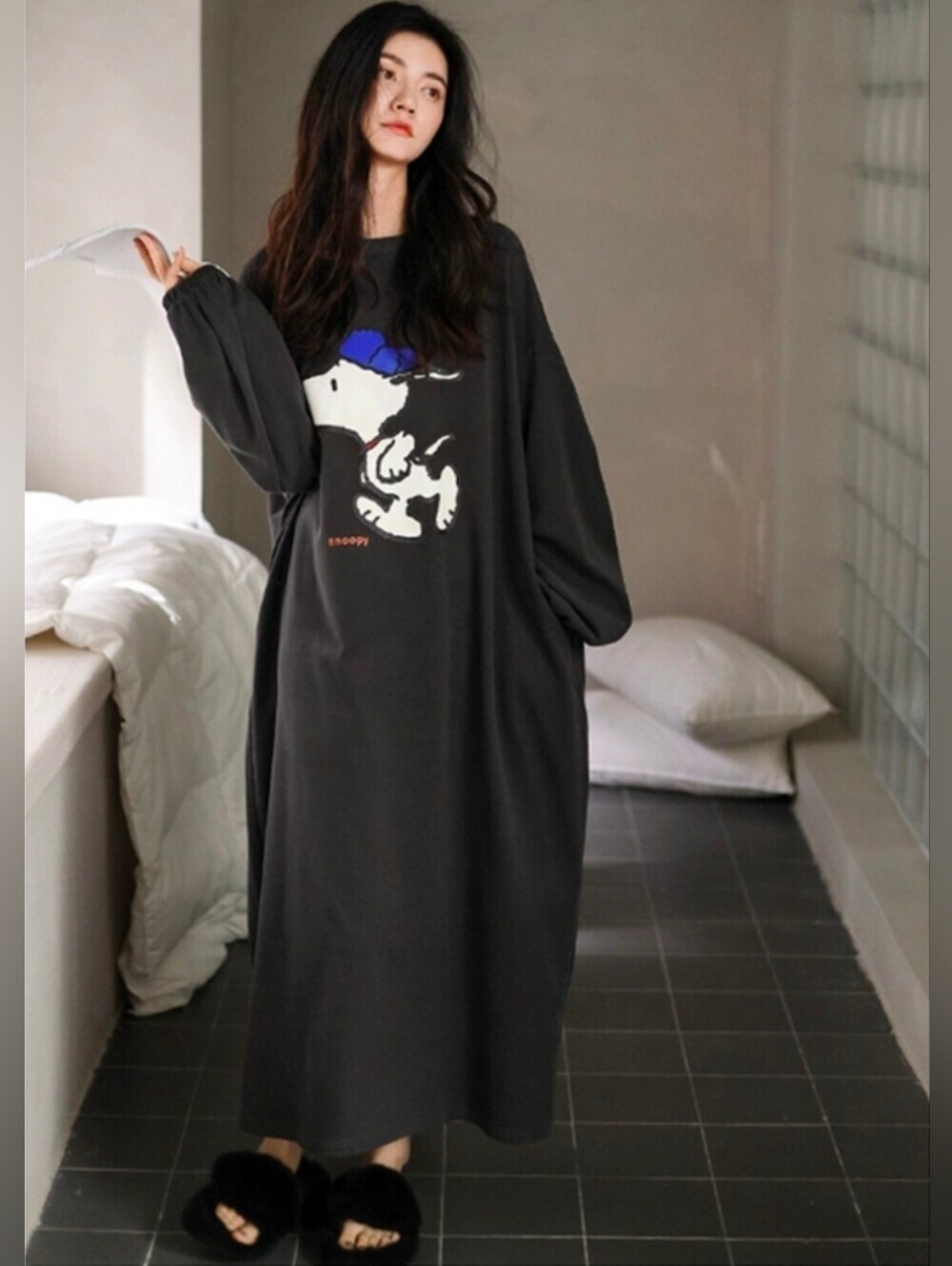 Charcoal Graphic Long Sleeve Snoopy Sleep Dress